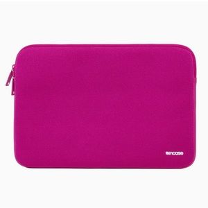 Incase Neoprene Classic Sleeve